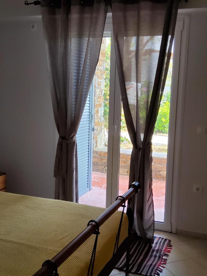 Nefeli Apartamento Livadi  Exterior foto